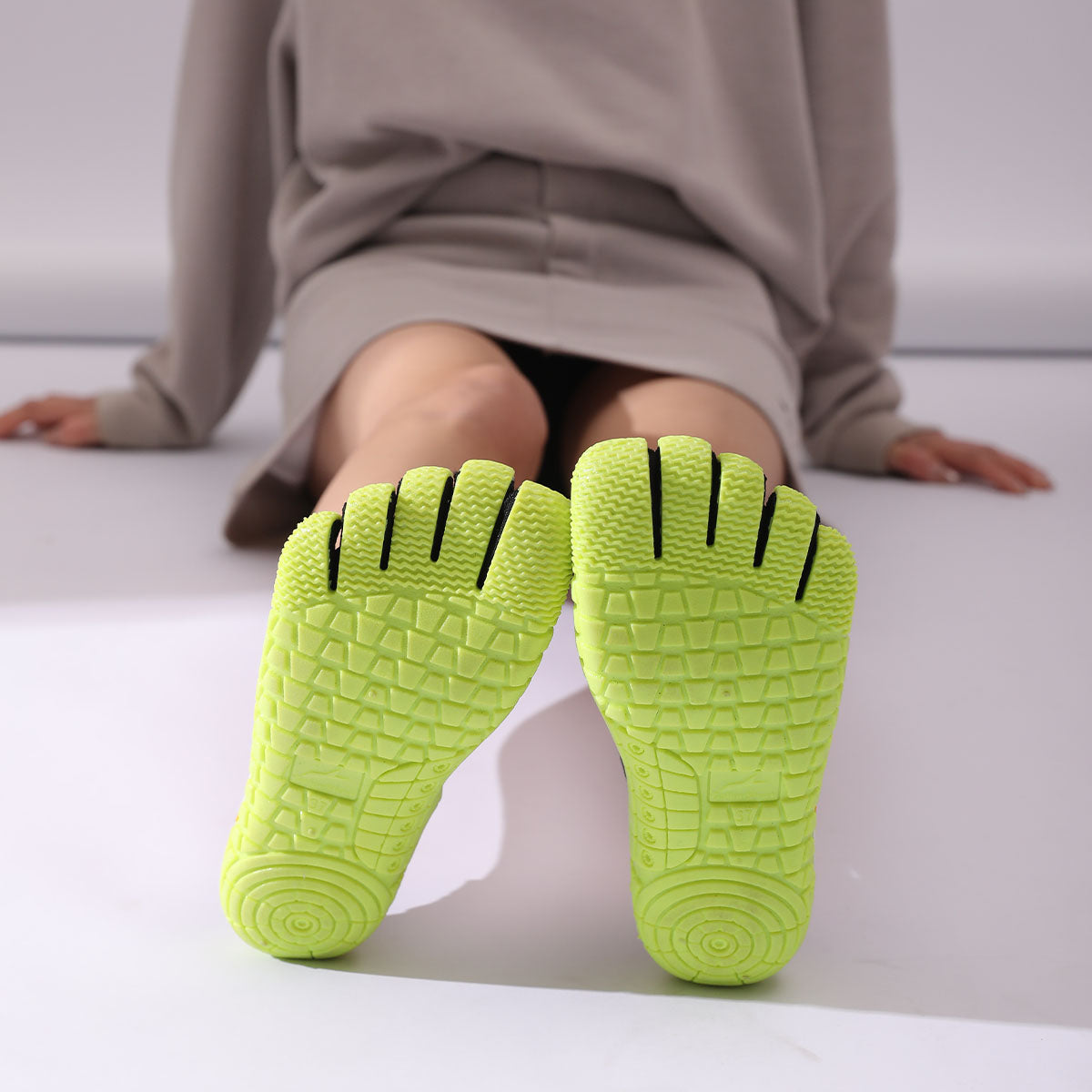 Zapatillas Minimal Socknit Amarillo diseño barefoot y confort para entrenamiento indoor