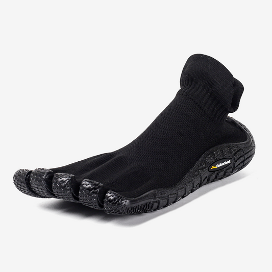 Calzado barefoot de dedos separados Minimal Socknit Obsidian Black de GallonShark