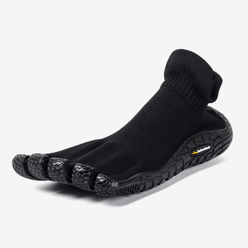 Calzado barefoot de dedos separados Minimal Socknit Obsidian Black de GallonShark